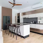 Modern Tropical 3 Bedroom Villa Ibaia Near Fisherman
