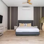 Modern Tropical 3 Bedroom Villa Ibaia Near Fisherman