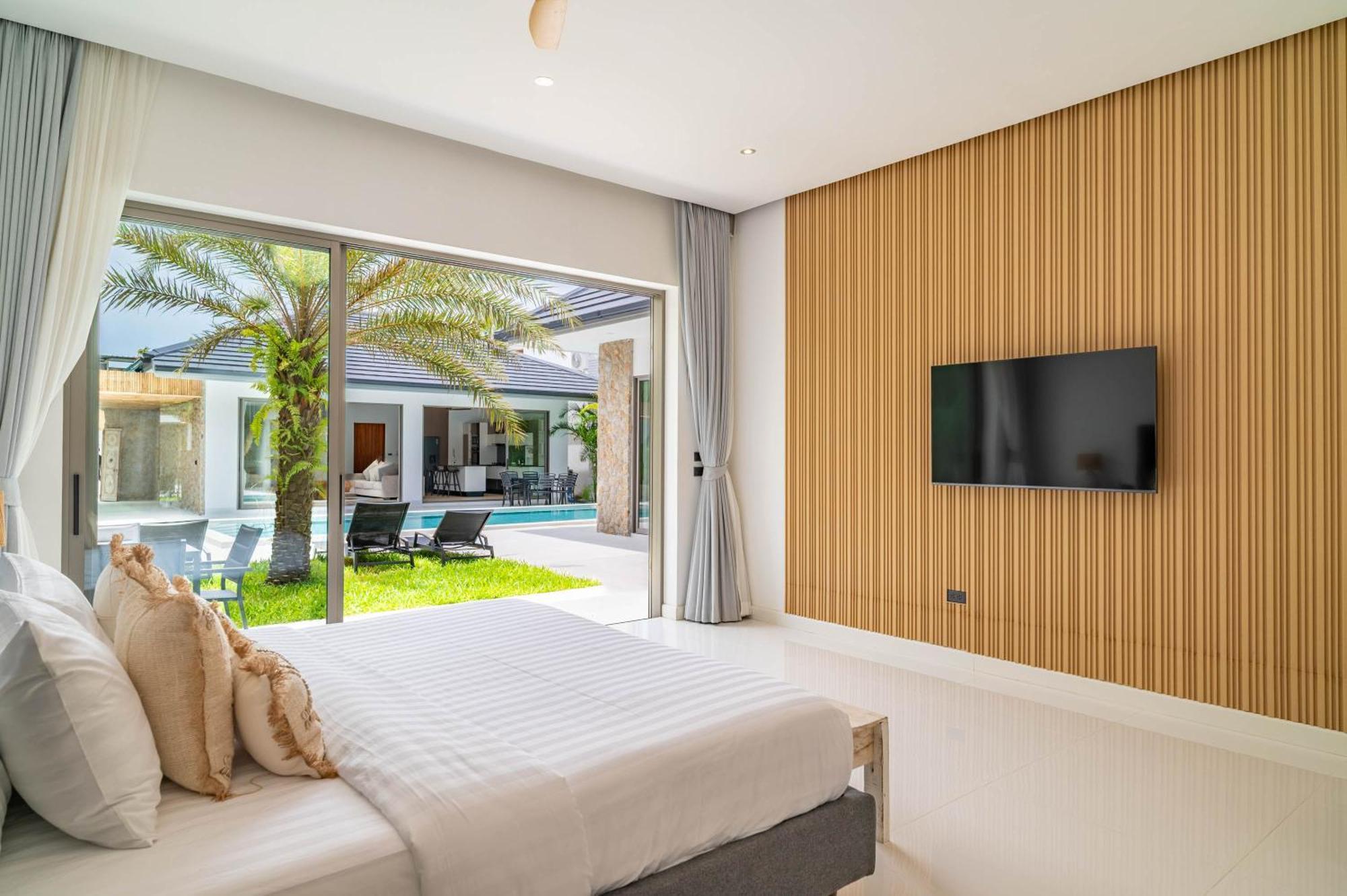 Villa Modern Tropical 3 Bedroom Ibaia Near Fisherman