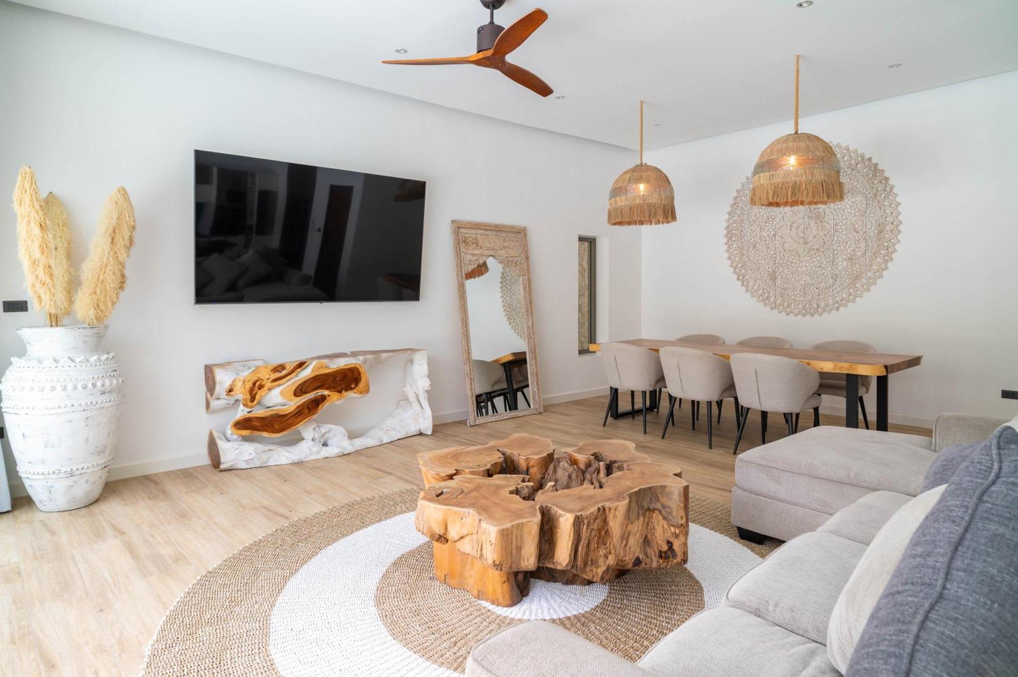 Modern Tropical 3 Bedroom Ibaia Near Fisherman